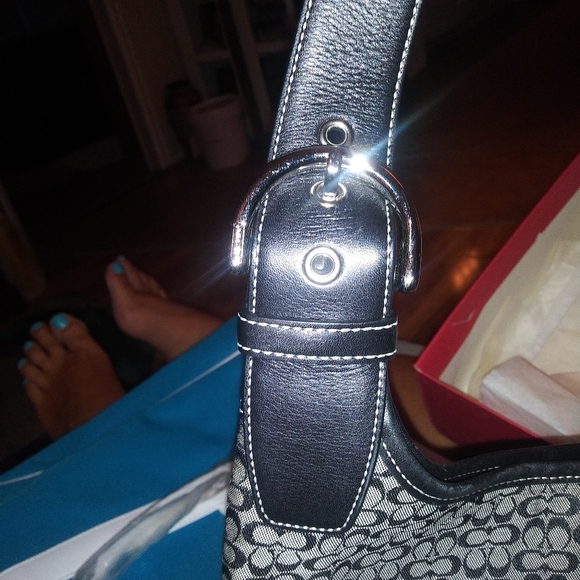 Brand new Coach crossbody purse - Picture 6 of 9